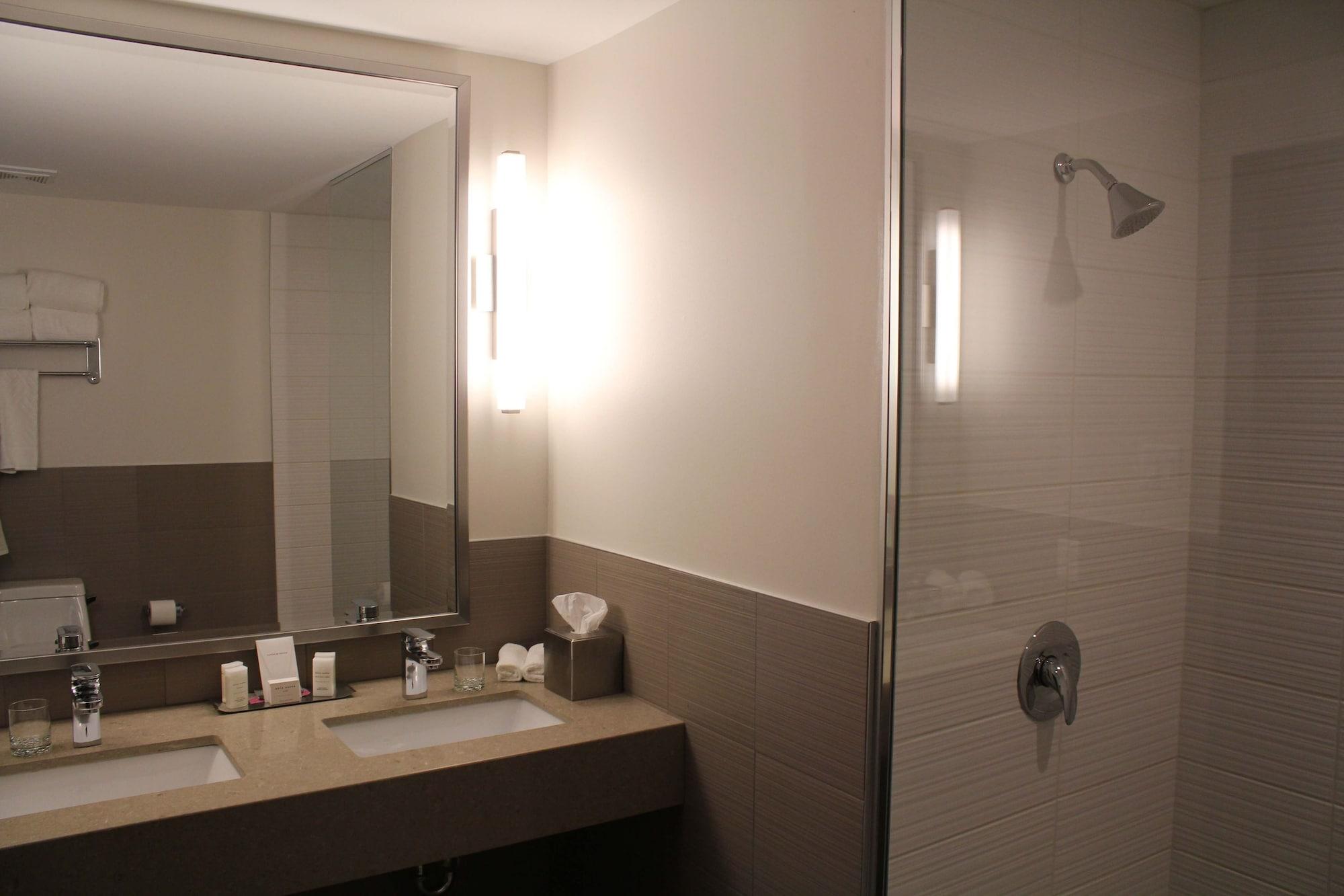 Les Suites Victoria, Ascend Hotel Collection Gatineau Buitenkant foto